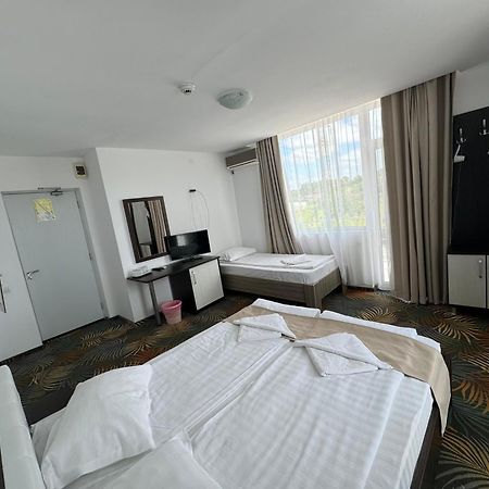Babylonia Resort Костинешти Экстерьер фото