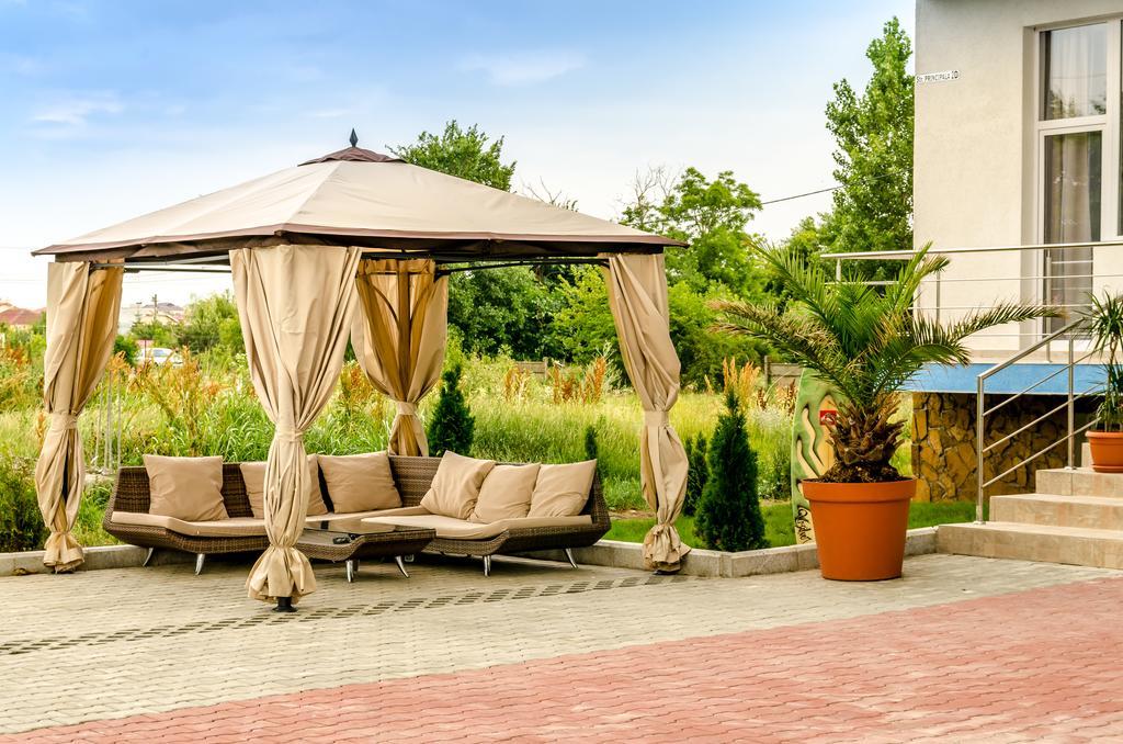 Babylonia Resort Костинешти Экстерьер фото