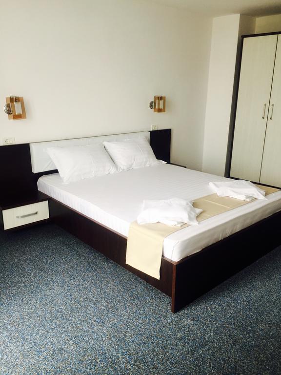 Babylonia Resort Костинешти Экстерьер фото